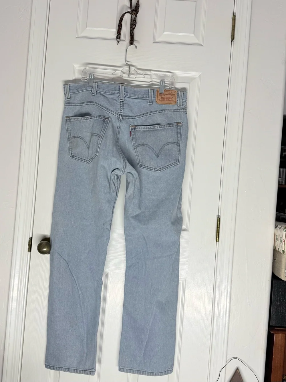 Light Blue Men’s Straight-Leg Jeans
